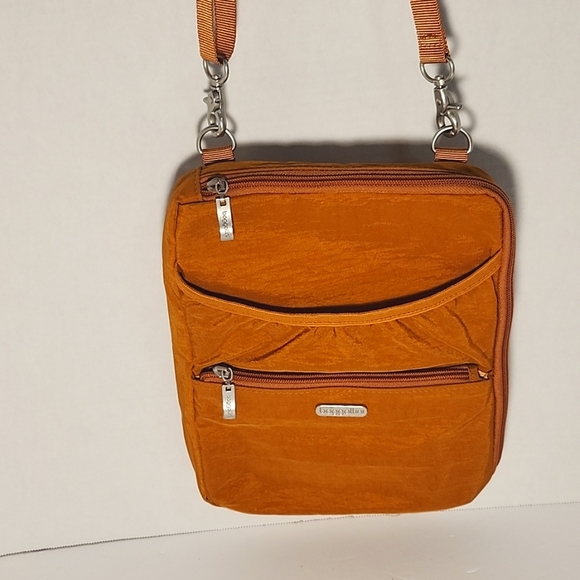 Baggallini Handbags - Baggallini - Gold colored crossbody bag/ tablet holder